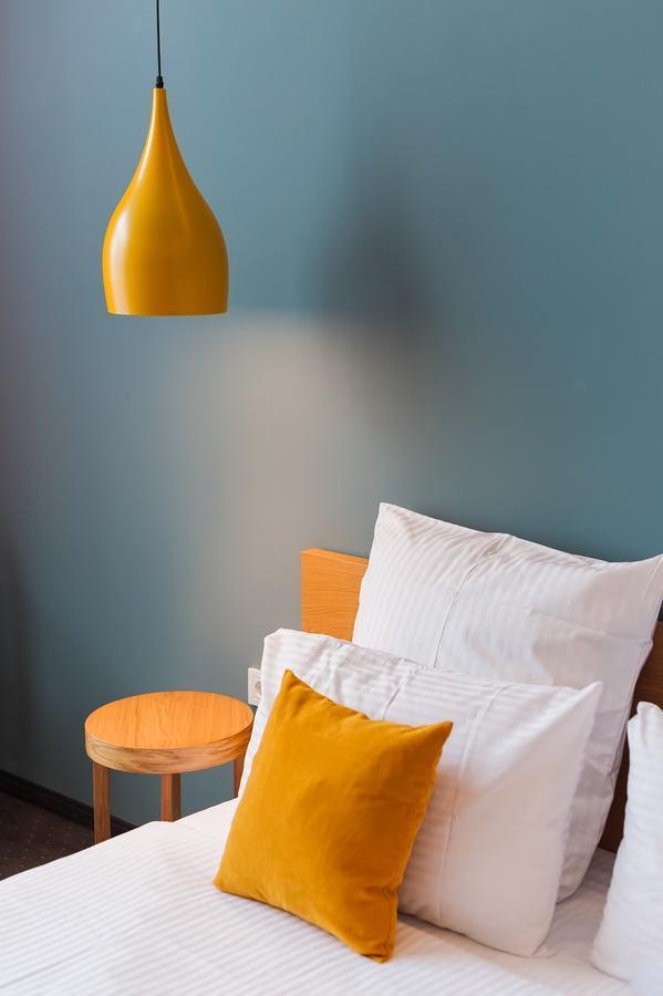 Beehive Hotel Odessa Extérieur photo