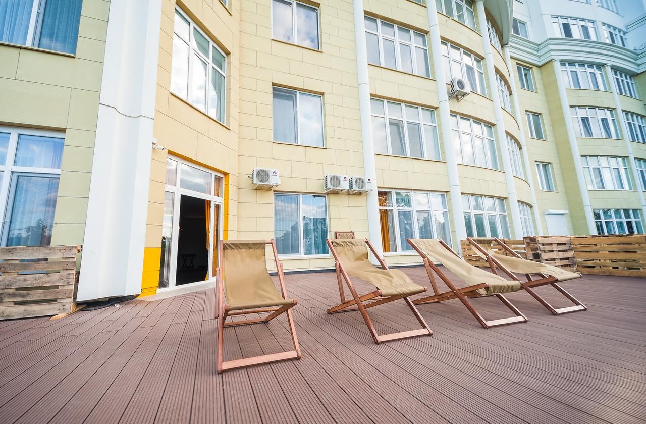Beehive Hotel Odessa Extérieur photo